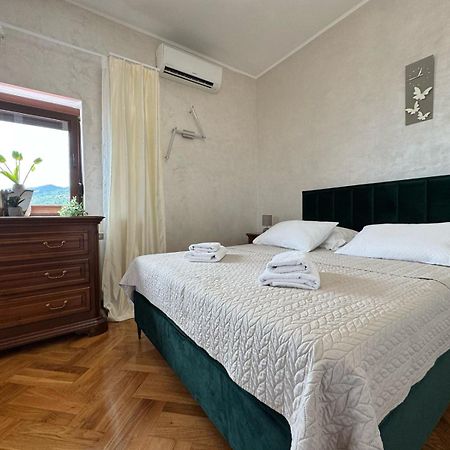 Villa Adriatic, Apartment Enio With Swimming Pool, Panoramic Sew View, Free Parking Icici Bagian luar foto
