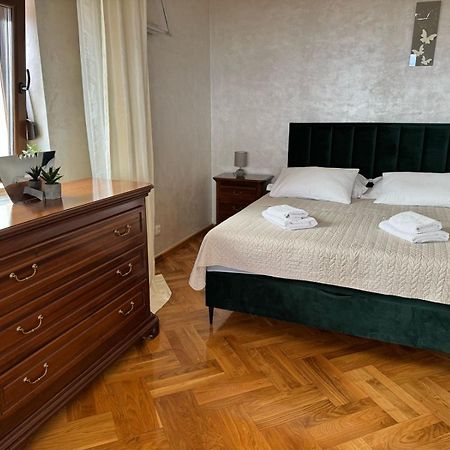 Villa Adriatic, Apartment Enio With Swimming Pool, Panoramic Sew View, Free Parking Icici Bagian luar foto