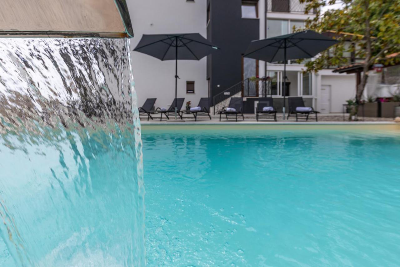 Villa Adriatic, Apartment Enio With Swimming Pool, Panoramic Sew View, Free Parking Icici Bagian luar foto