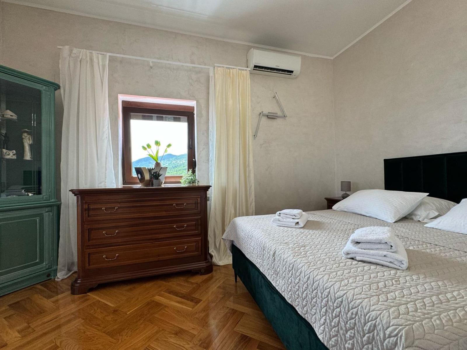 Villa Adriatic, Apartment Enio With Swimming Pool, Panoramic Sew View, Free Parking Icici Bagian luar foto